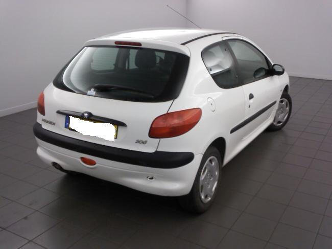 peugeot-206-06-2002-2.jpg