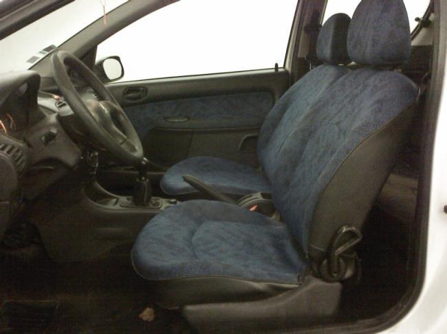 peugeot-206-08-2000-3.jpg